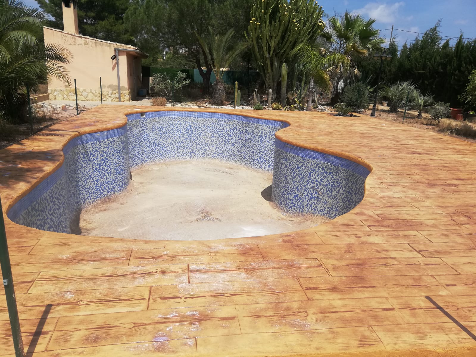 Trabajo de hormigón decorativo realizado por Hormiklass