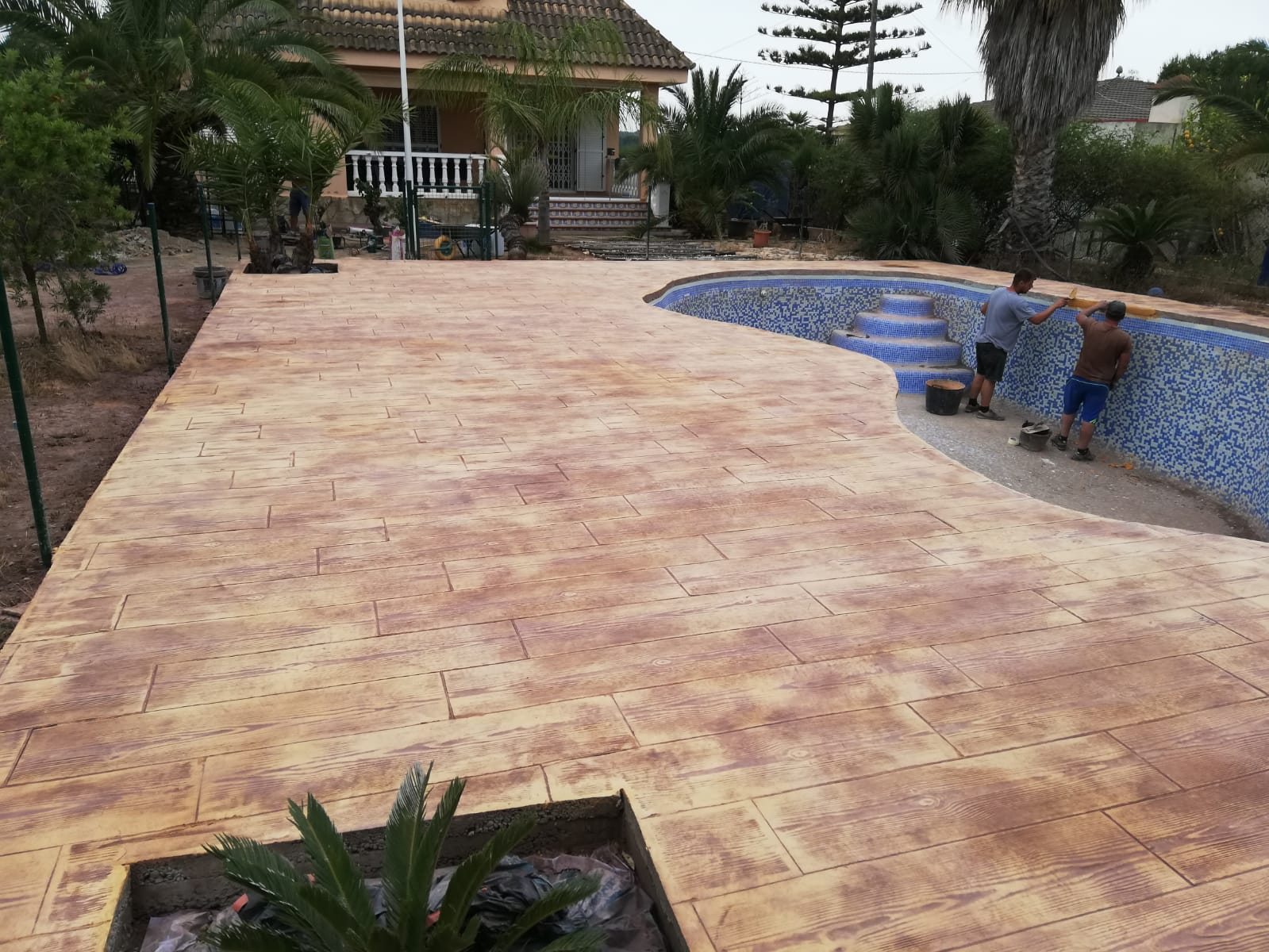 Trabajo de hormigón decorativo realizado por Hormiklass
