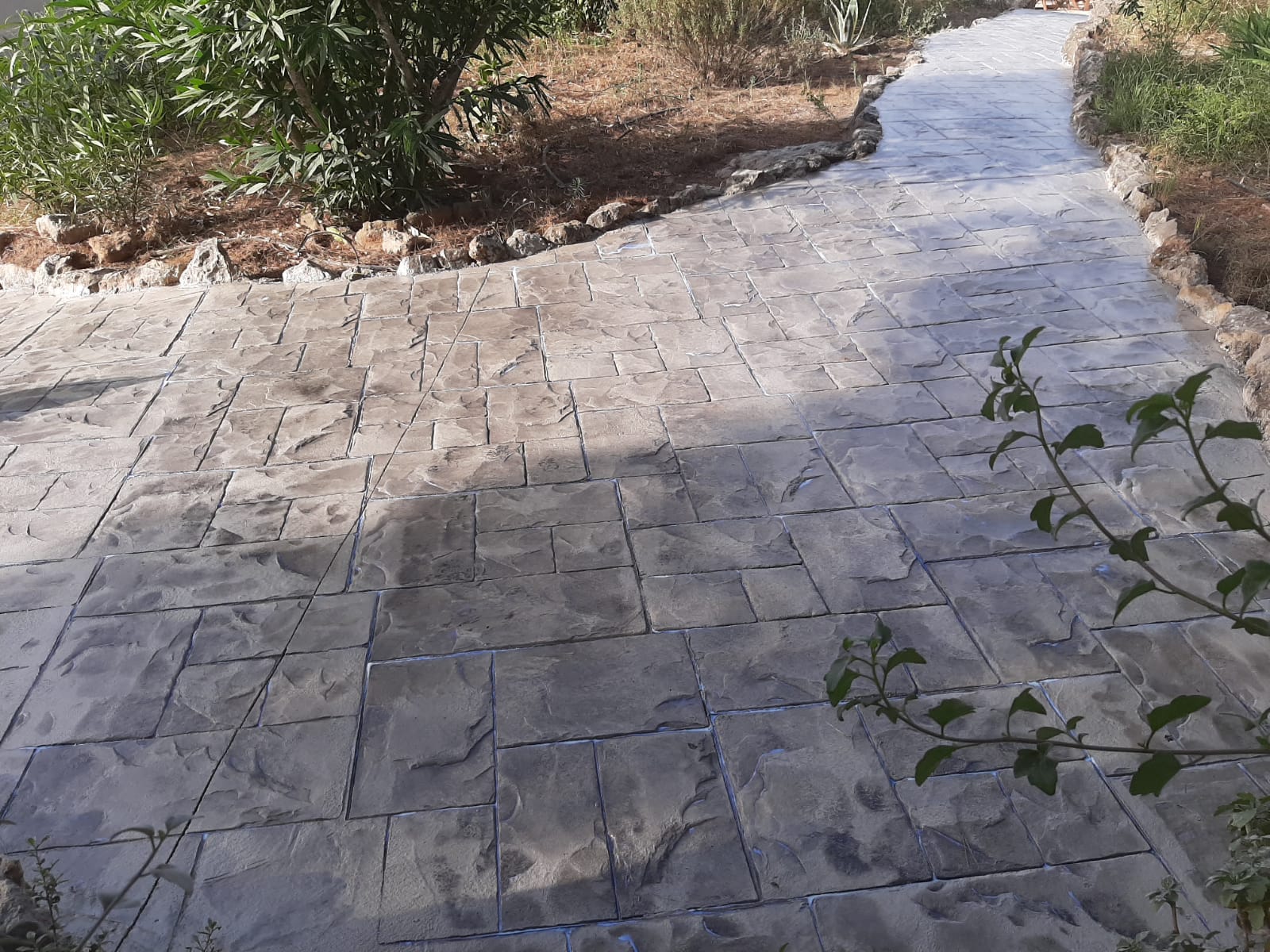 Trabajo de hormigón decorativo realizado por Hormiklass