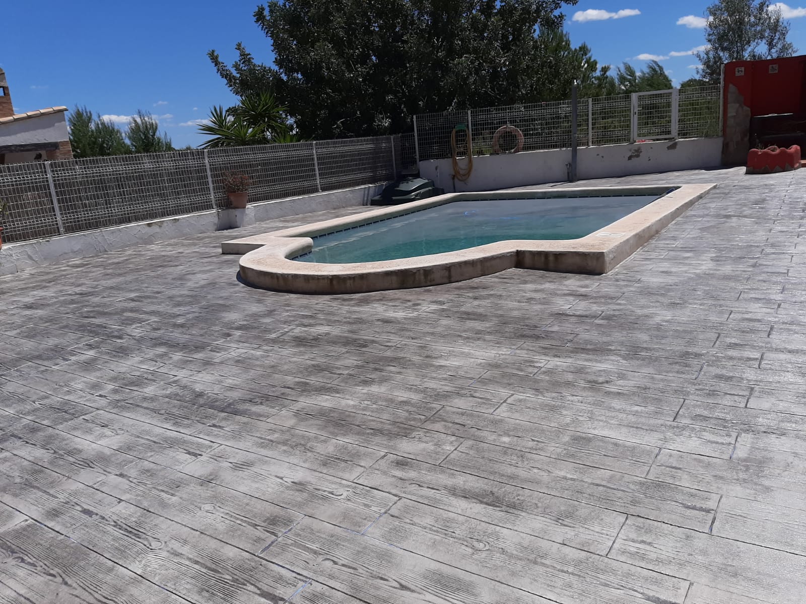Trabajo de hormigón decorativo realizado por Hormiklass