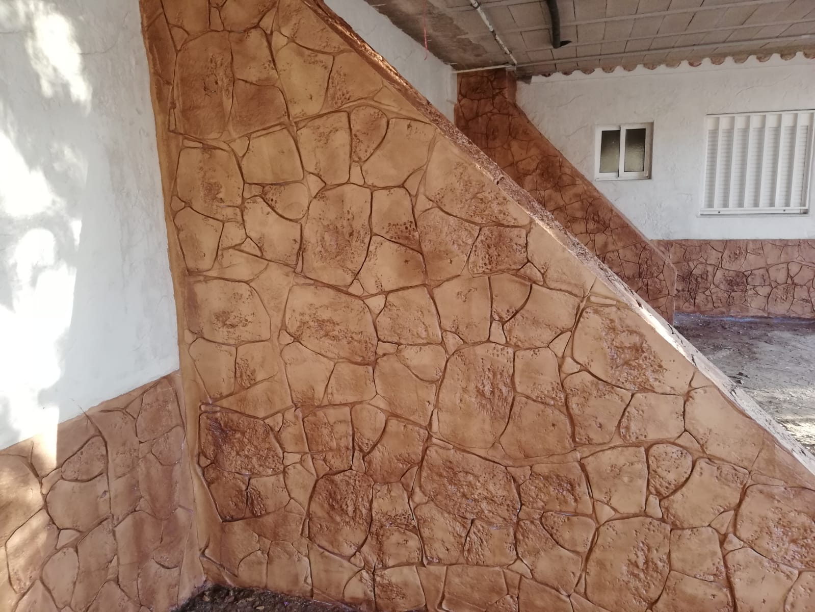 Trabajo de hormigón decorativo realizado por Hormiklass