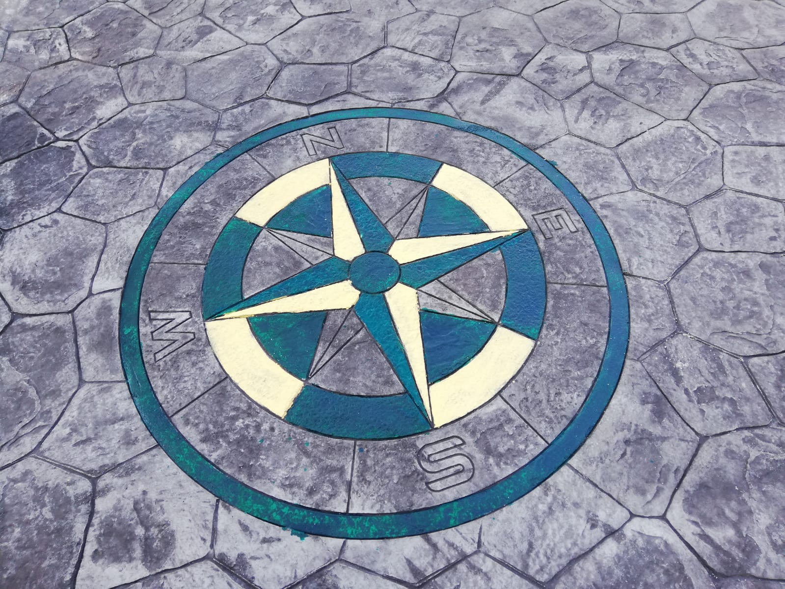 Trabajo de hormigón decorativo realizado por Hormiklass