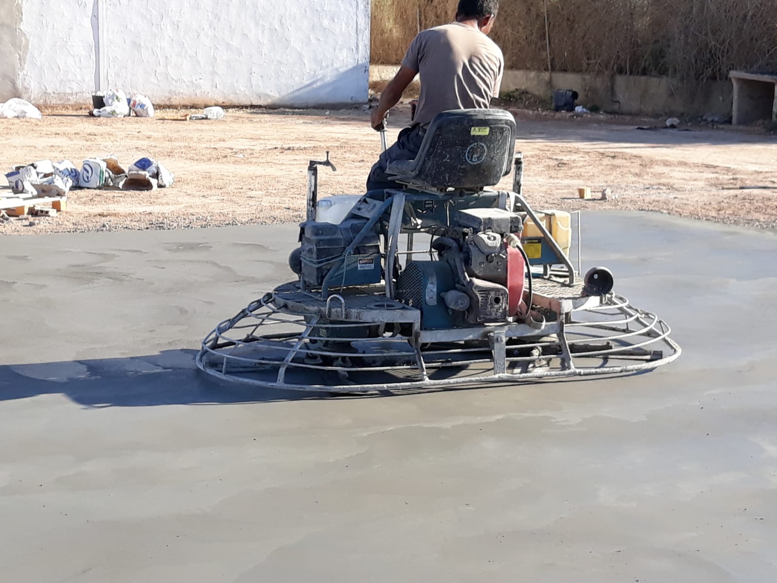 Trabajo de hormigón decorativo realizado por Hormiklass