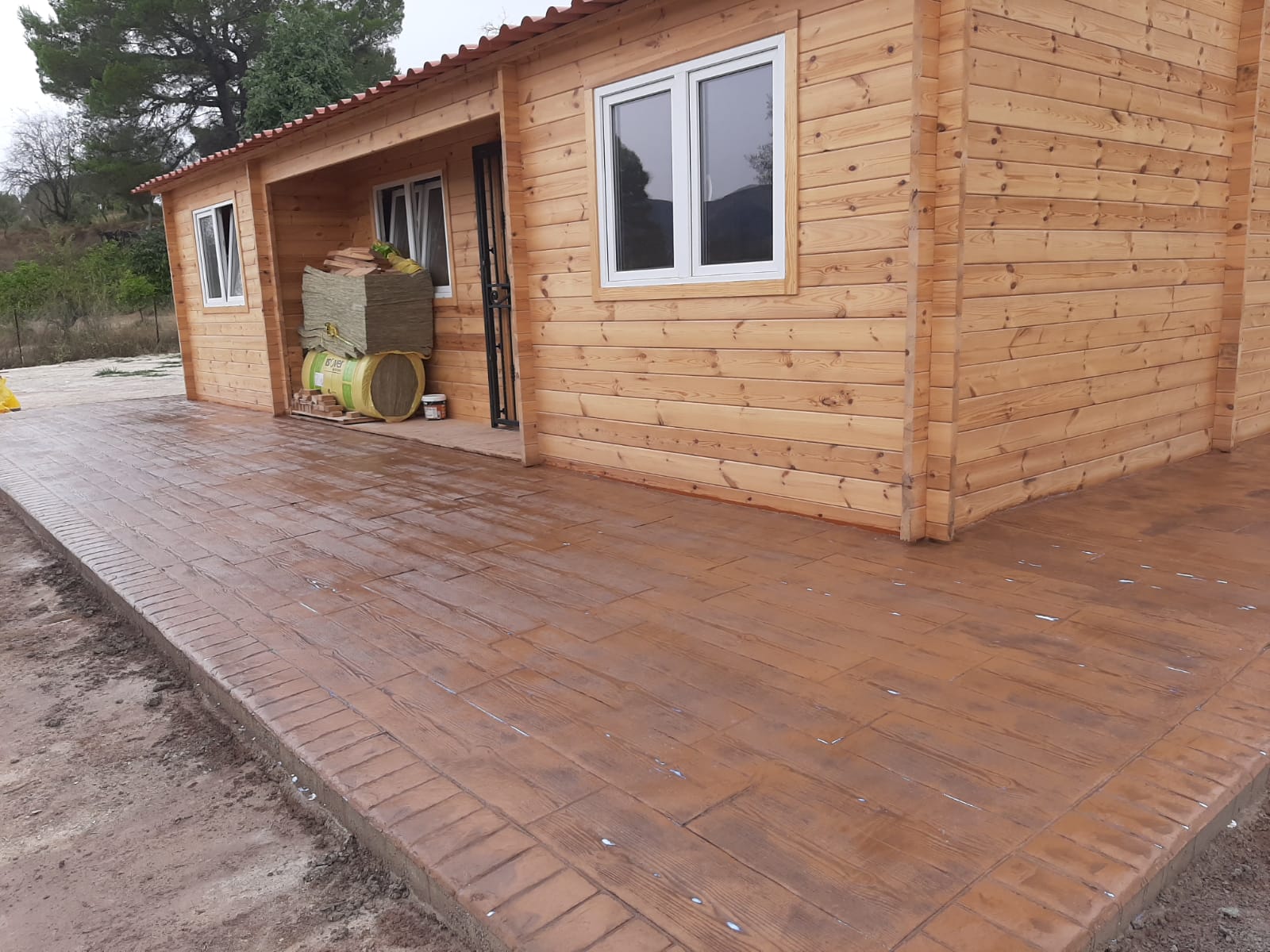 Trabajo de hormigón decorativo realizado por Hormiklass