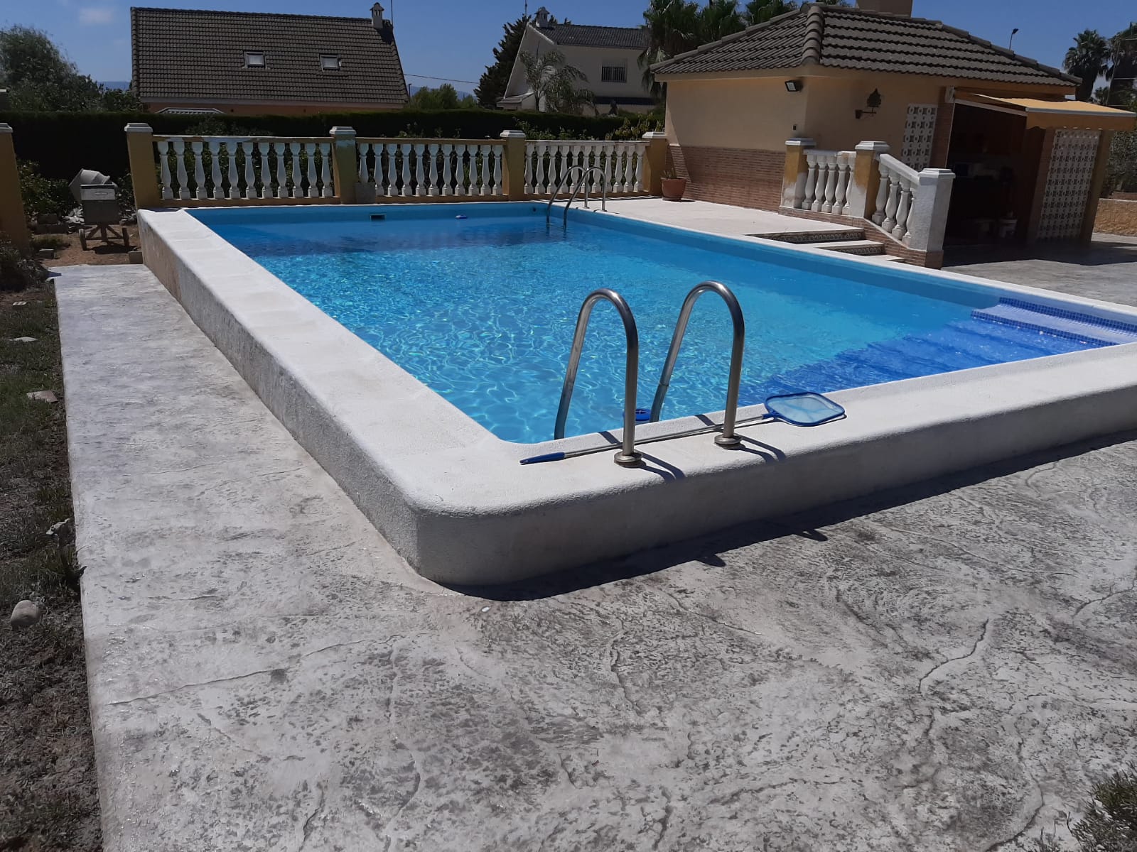 Trabajo de hormigón decorativo realizado por Hormiklass