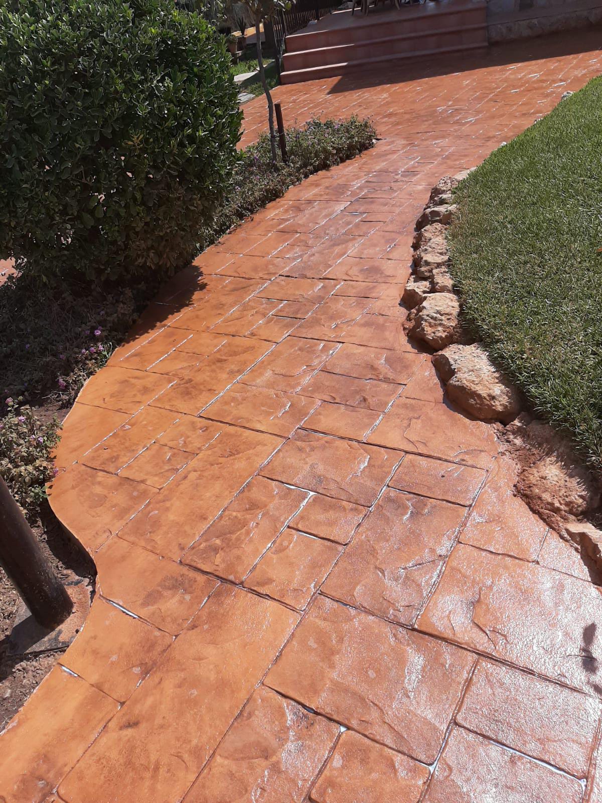 Trabajo de hormigón decorativo realizado por Hormiklass