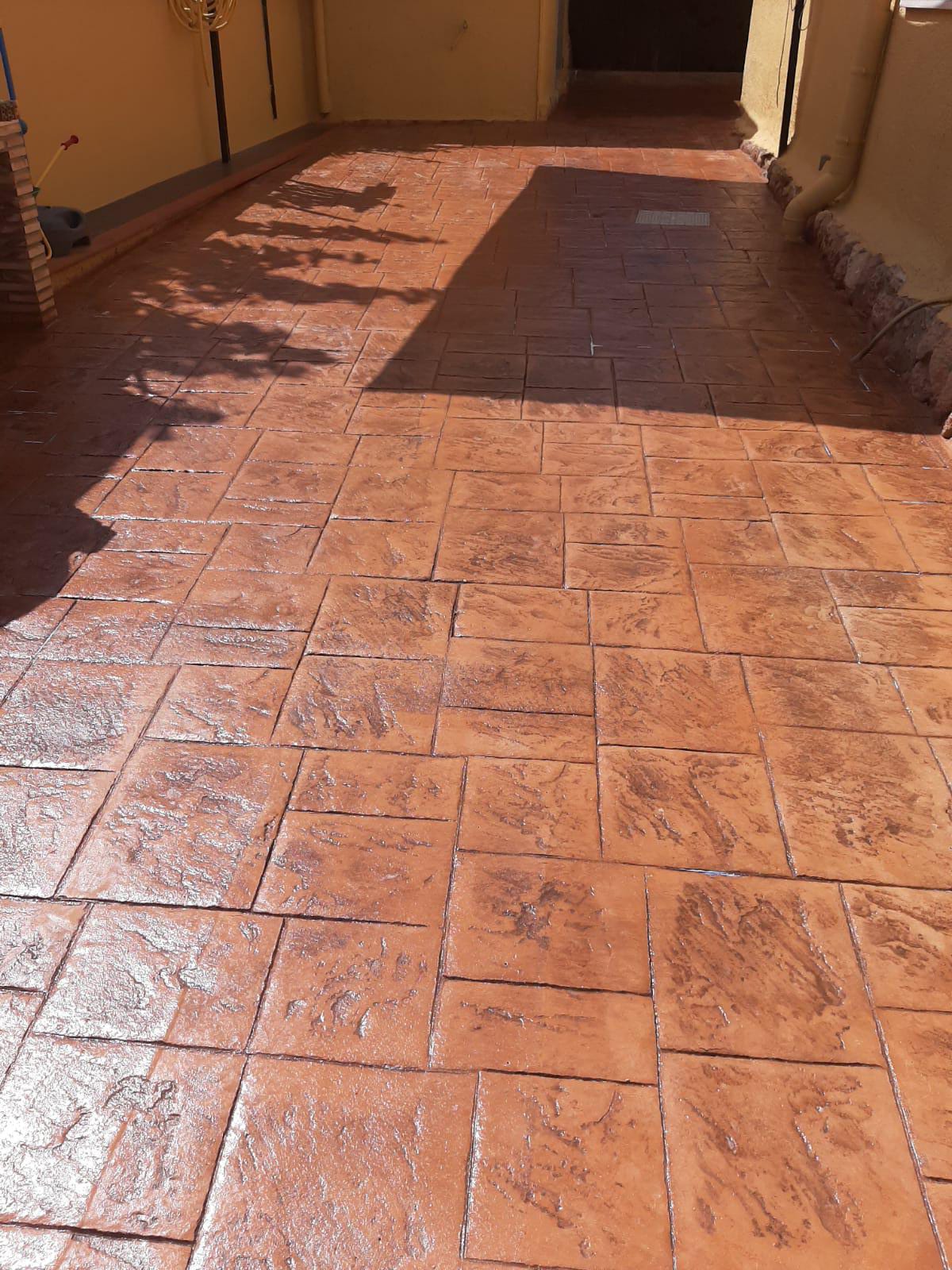 Trabajo de hormigón decorativo realizado por Hormiklass