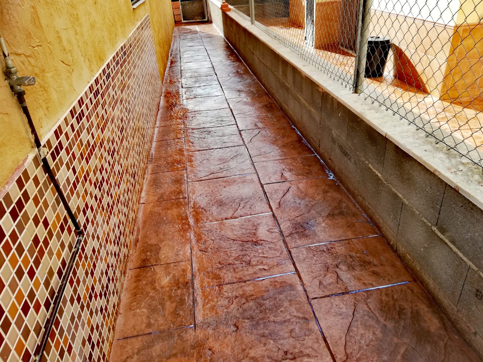 Trabajo de hormigón decorativo realizado por Hormiklass