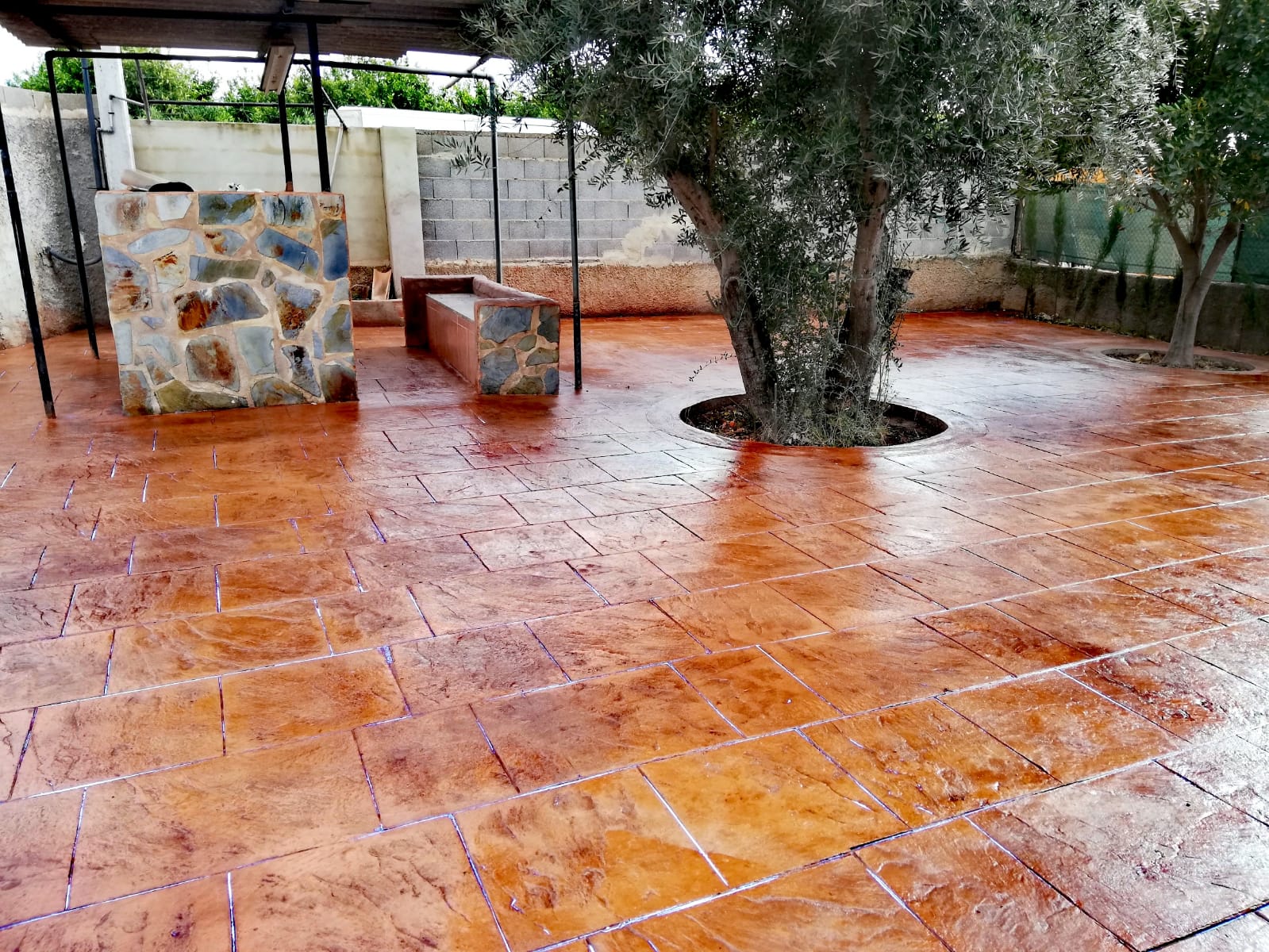 Trabajo de hormigón decorativo realizado por Hormiklass