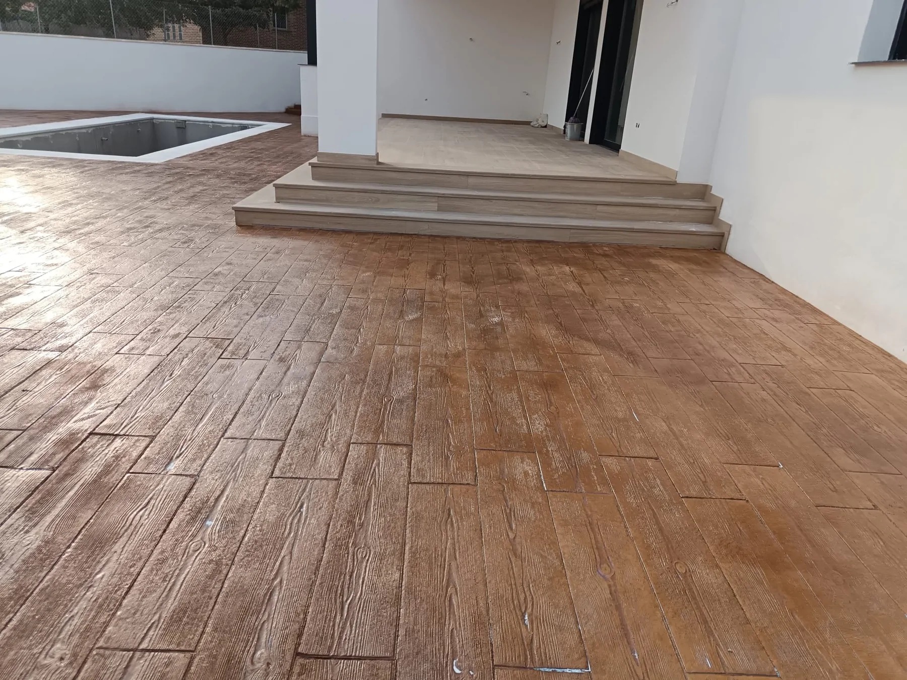 Trabajo de hormigón decorativo realizado por Hormiklass
