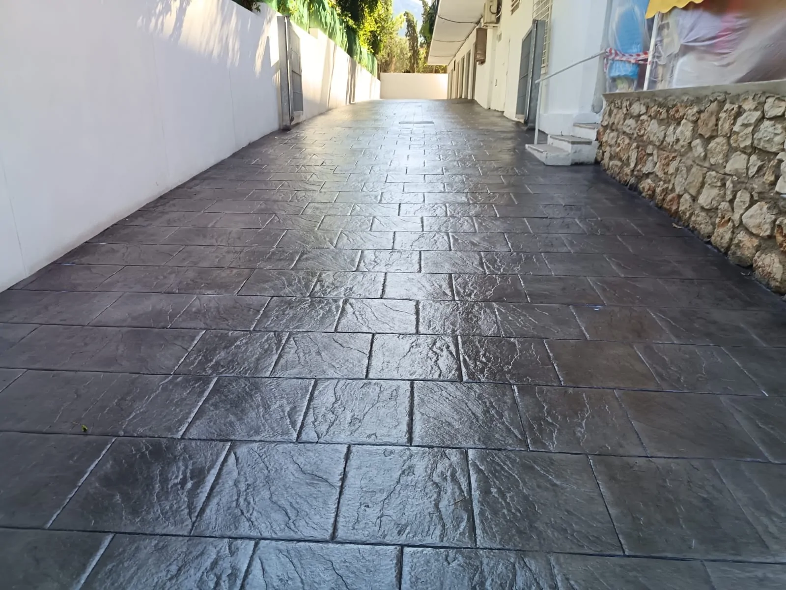 Trabajo de hormigón decorativo realizado por Hormiklass