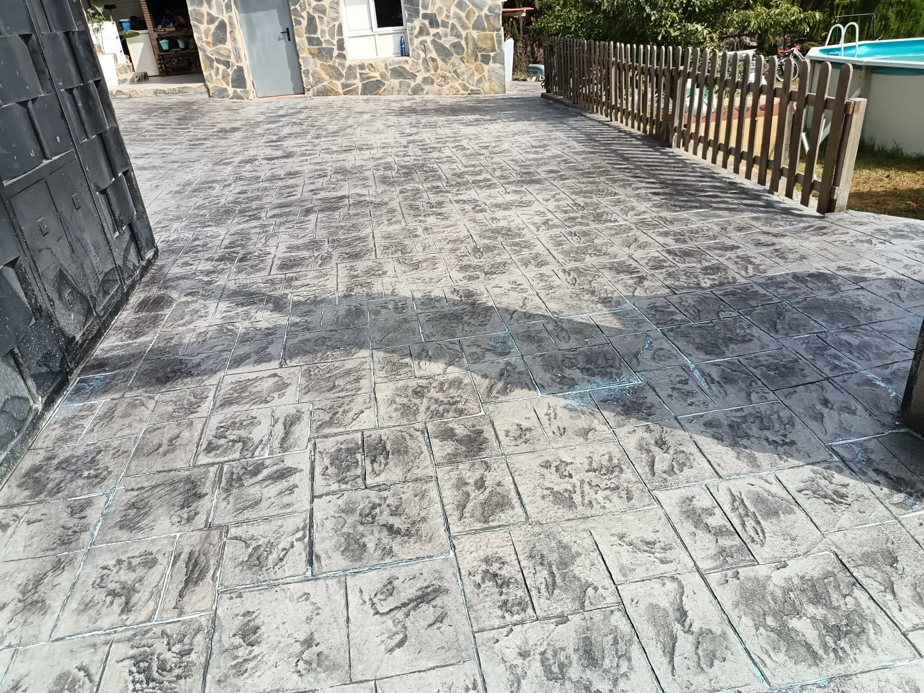 Trabajo de hormigón decorativo realizado por Hormiklass