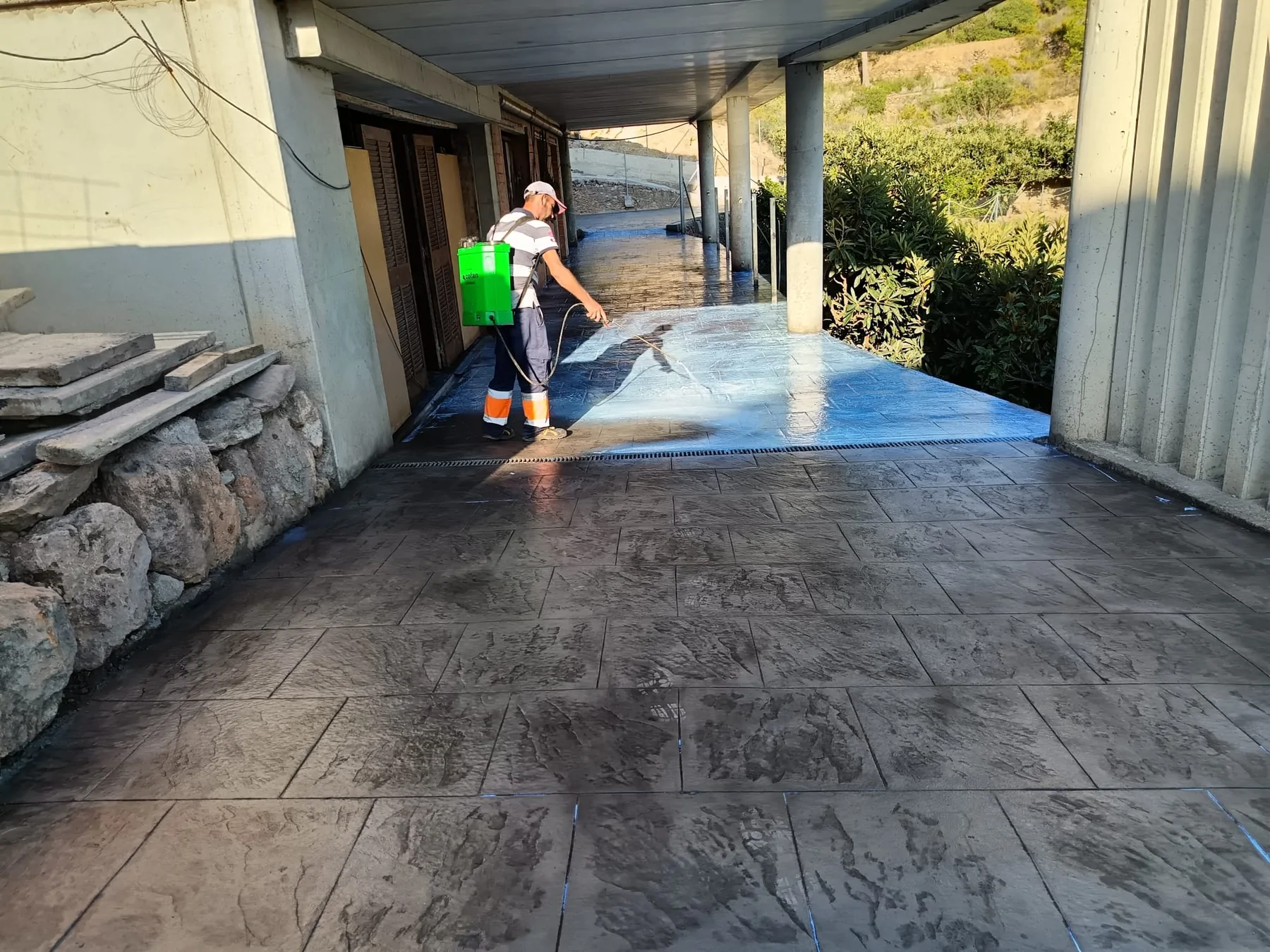 Trabajo de hormigón decorativo realizado por Hormiklass