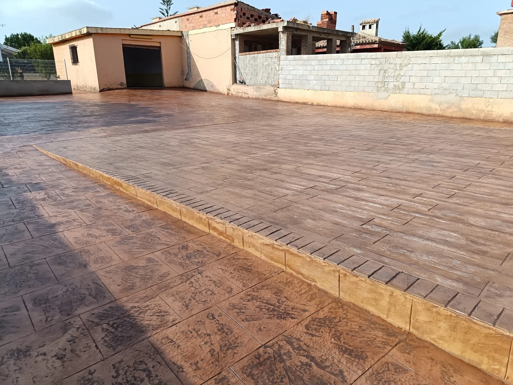 Trabajo de hormigón decorativo realizado por Hormiklass