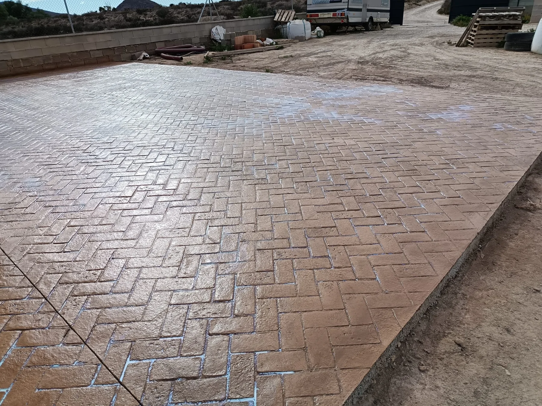 Trabajo de hormigón decorativo realizado por Hormiklass
