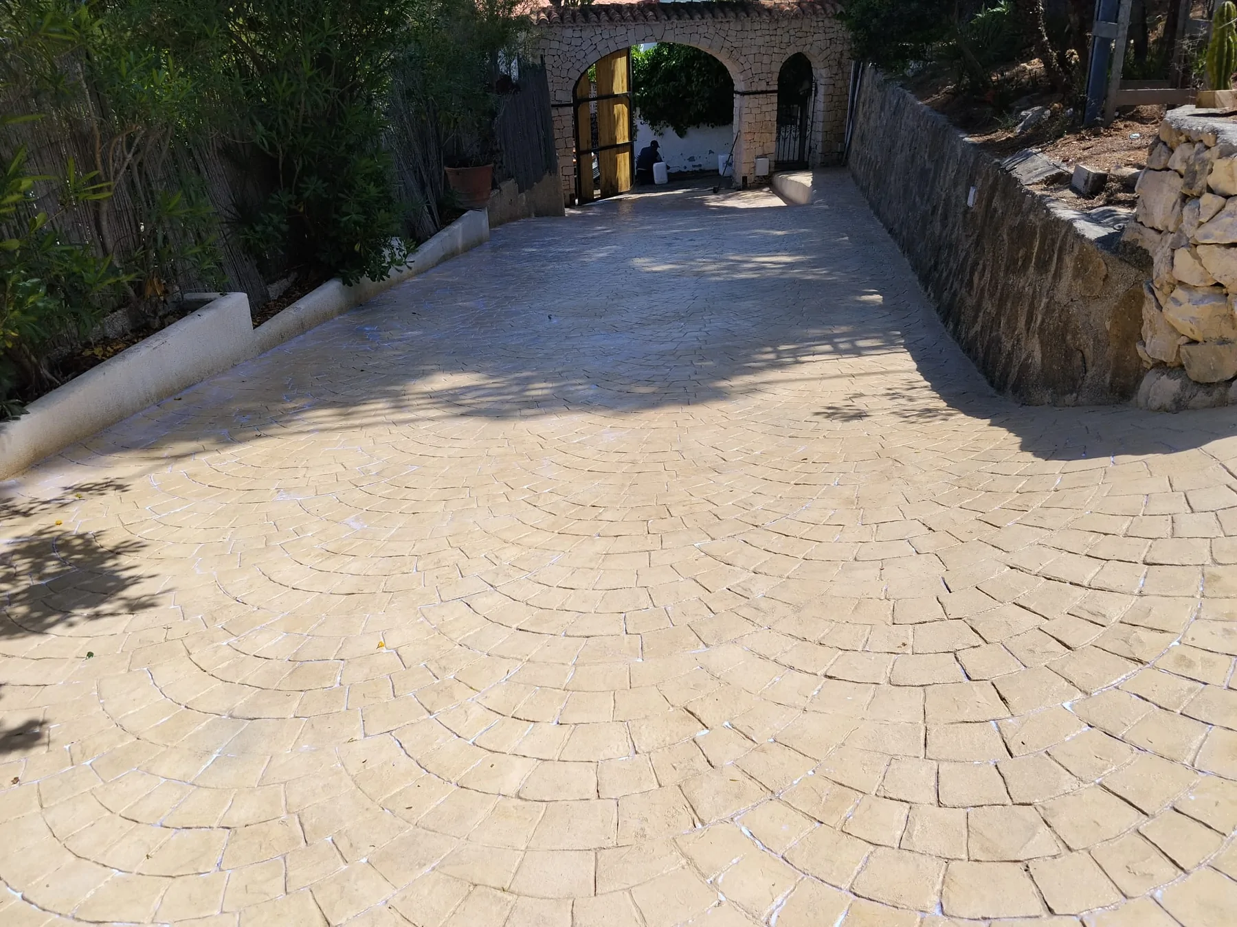 Trabajo de hormigón decorativo realizado por Hormiklass