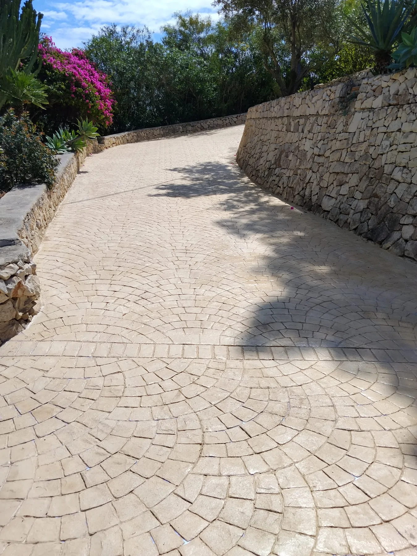 Trabajo de hormigón decorativo realizado por Hormiklass